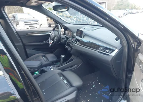 2018 BMW X1 xDrive28I z USA, uszkodzony, nr VIN WBXHT3C38J5L29778